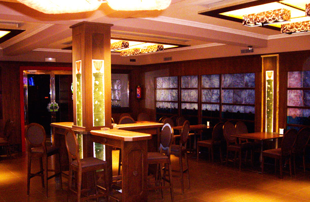 Furniture, bar and covering walls. Restaurant. Gijn.