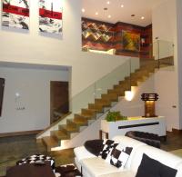 ESCALERA EN VIVIENDA PARTICULAR