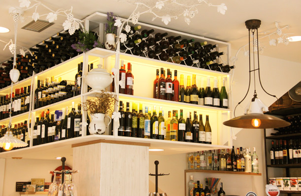 Bottle wine bar. Gijn.