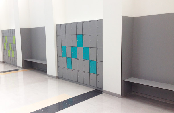 Lockers, benches and walls Trespa coverings. Central Hospital, HUCA. Oviedo.